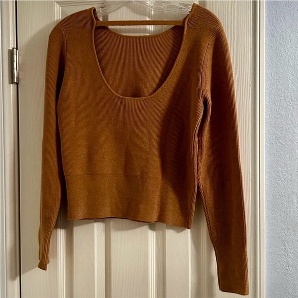 French Connection Ribbed Knit Scoop Back Sweater Caramel Women’s S - Picture 4 of 8